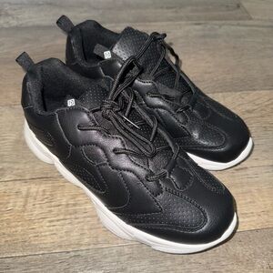 Dream Pairs – Black and White Sneakers • Zapatos de mujer